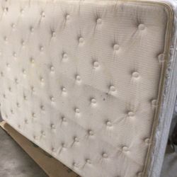Like New Queen Mattress.   Includes Metal Frame.  Come And Get It.  I Would Like It To Go To Someone That Can Not Afford A New One