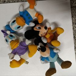 4 Disney Mickey's Christmas Carol Vintage Plus Stuffed Toys