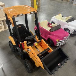 4 In 1 Kids Ride On Excavator 12V /4 en 1 niños en una excavadora de 12 V