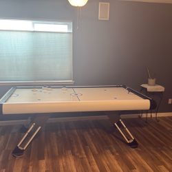 Air Hockey Table