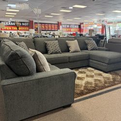 3 Pc. Sectional 