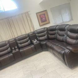 Sectional Couch 
