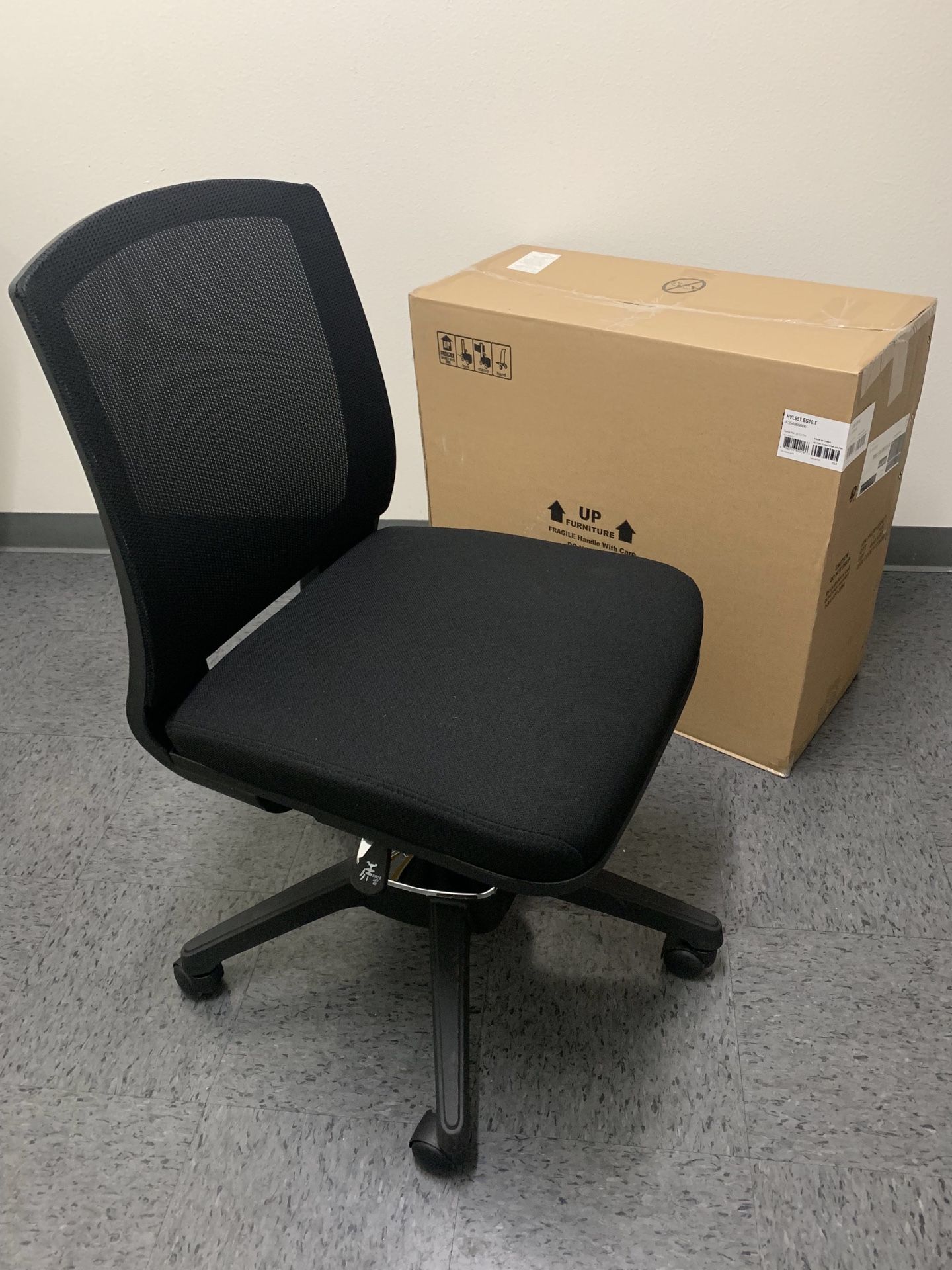 Brand New Computer Chair Office Chair Ergonomic Mesh Chair