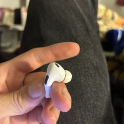 AirPods Pro’s