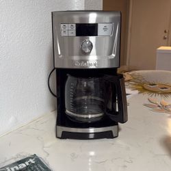 CUISINART COFFEE MAKER 
