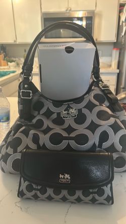 Coach purse with wallet