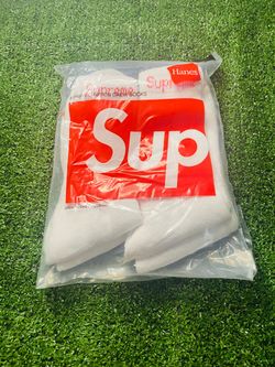 Supreme x Hanes Cushion Crew Socks 4-Pack White