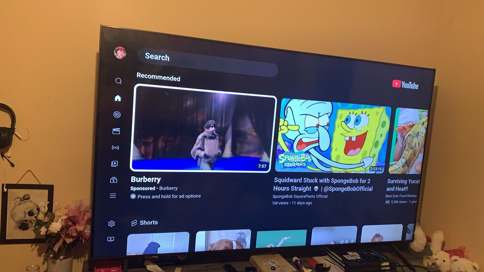 86 Samsung flat screen smart.