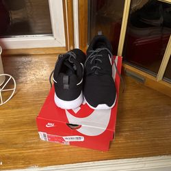 Nike Roshe Run womens size 9