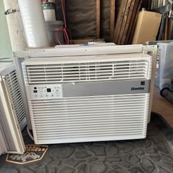 Danby Window AC - 12,000 BTU