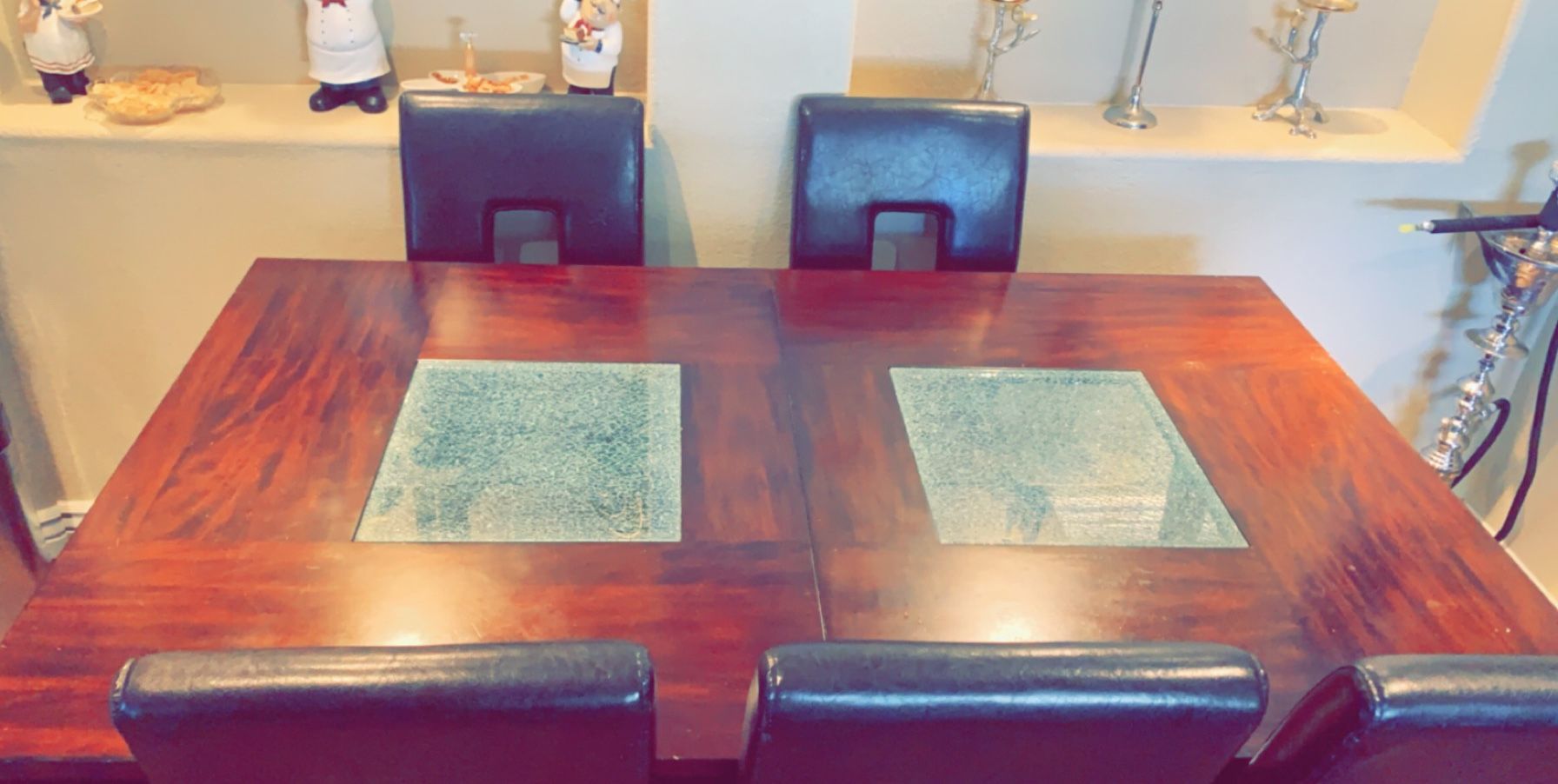 Kitchen table with 5 chairs