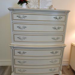 French Provincial Dixie Tall Dresser 