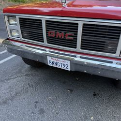 1985 GMC C/K 2500 Suburban