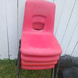 4 chairs in good condition