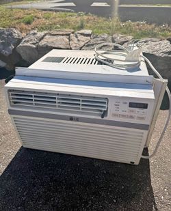 8k Btu LG Ac Unit 
