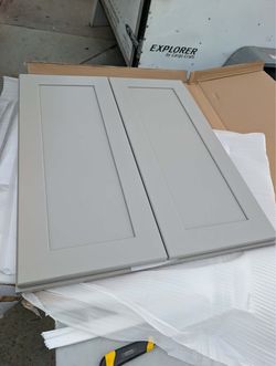 Cabinet doors with frame and hinges! NO COMPLETE CABINETS Light grey!! Available sizes are in the description!