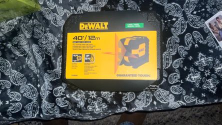 DEWALT DW08802 Self-Leveling Cross Line Laser