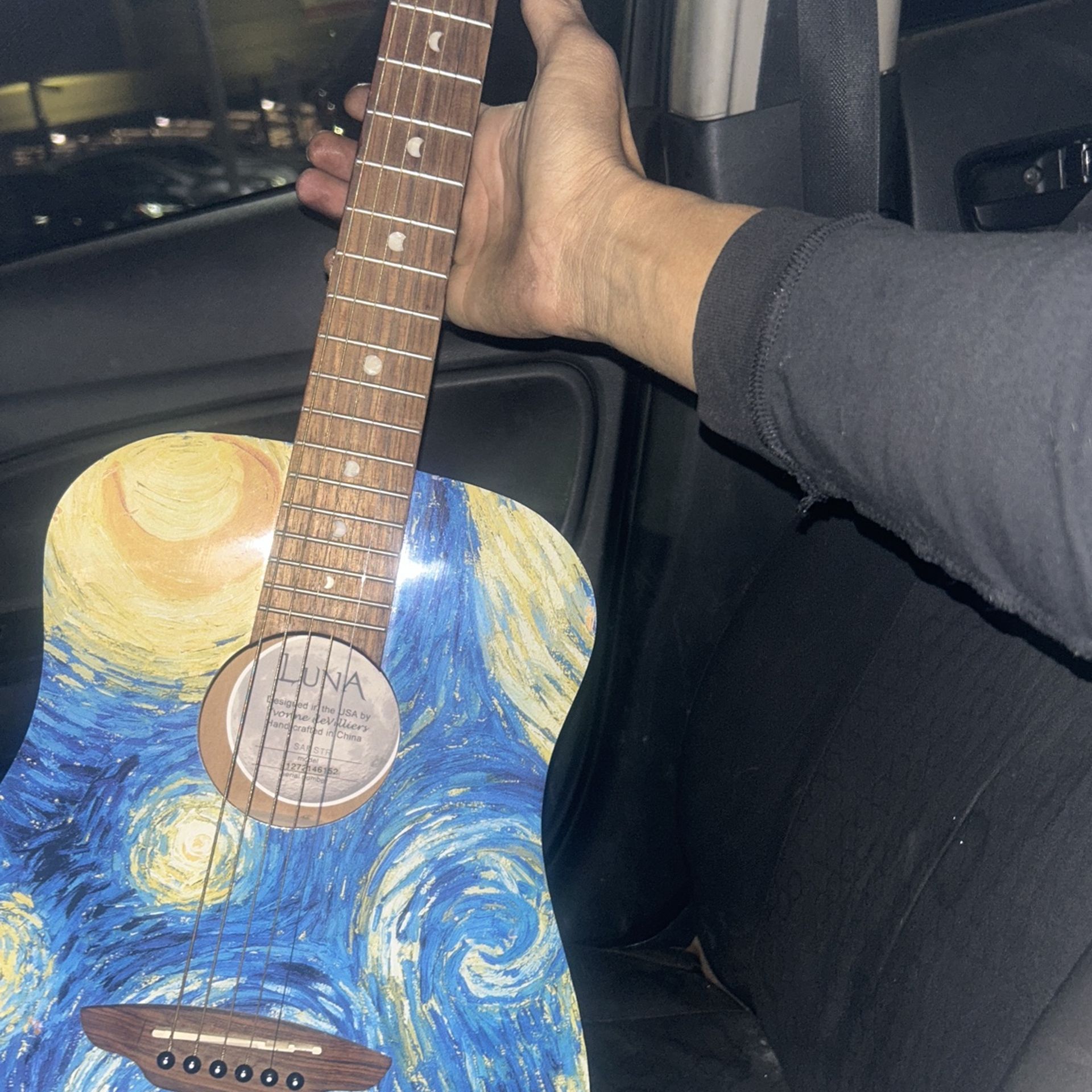 Luna Acoustic Guitar  (Starry Night Vincent Van G.) 