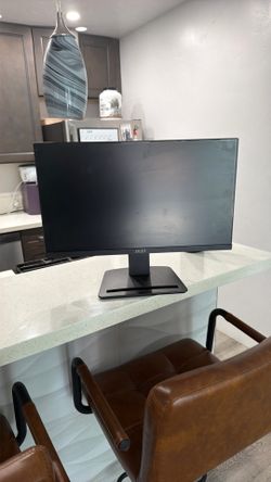 24” monitor
