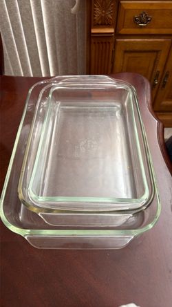 Pyrex Glass Baking Dishes Set of 3