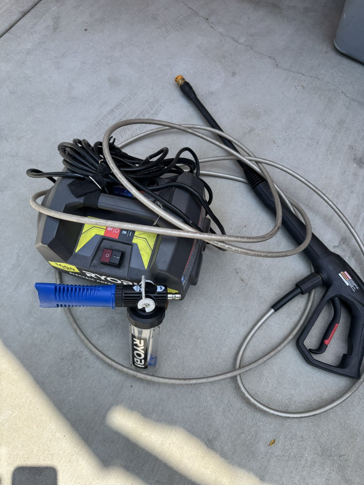 1600 Psi Electric Pressure Washer With Foam Cannon And Soap