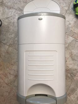 Baby diaper’s trash can