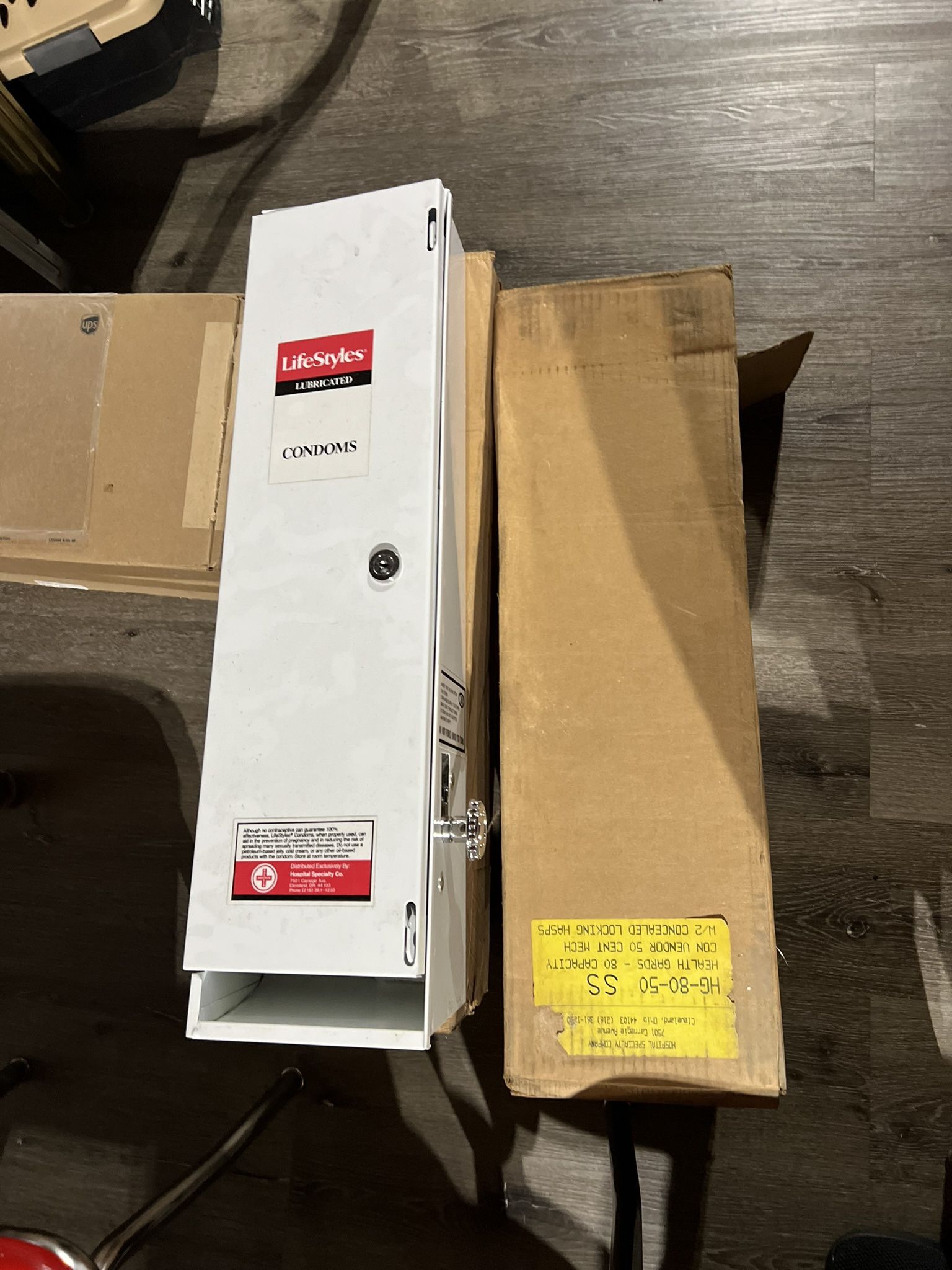 Condom Vending Coin Op Machine New