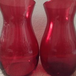 Red Flower Vases \ Selling both For $10