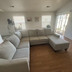 Large Sectional Sofa w/ Chaise – Great Condition – $800 OBO