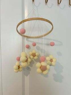 Baby Mobile Flower Pom-poms Bells