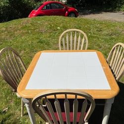 Dining room Table And Chairs