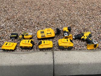 DeWalt tool/ battery’s /charger/flashlight /drill /phone charger
