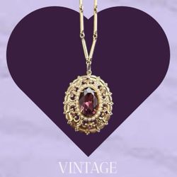 Vintage 1950’s CORO gold tone pendant