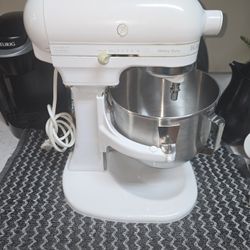 Vintage Kitcheraid K5 Stand Mixer