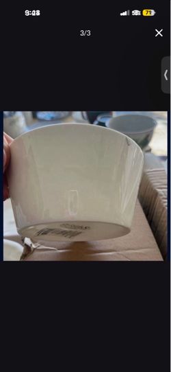 Set of White Ceramic Bowls with Gold Rim – New in Box