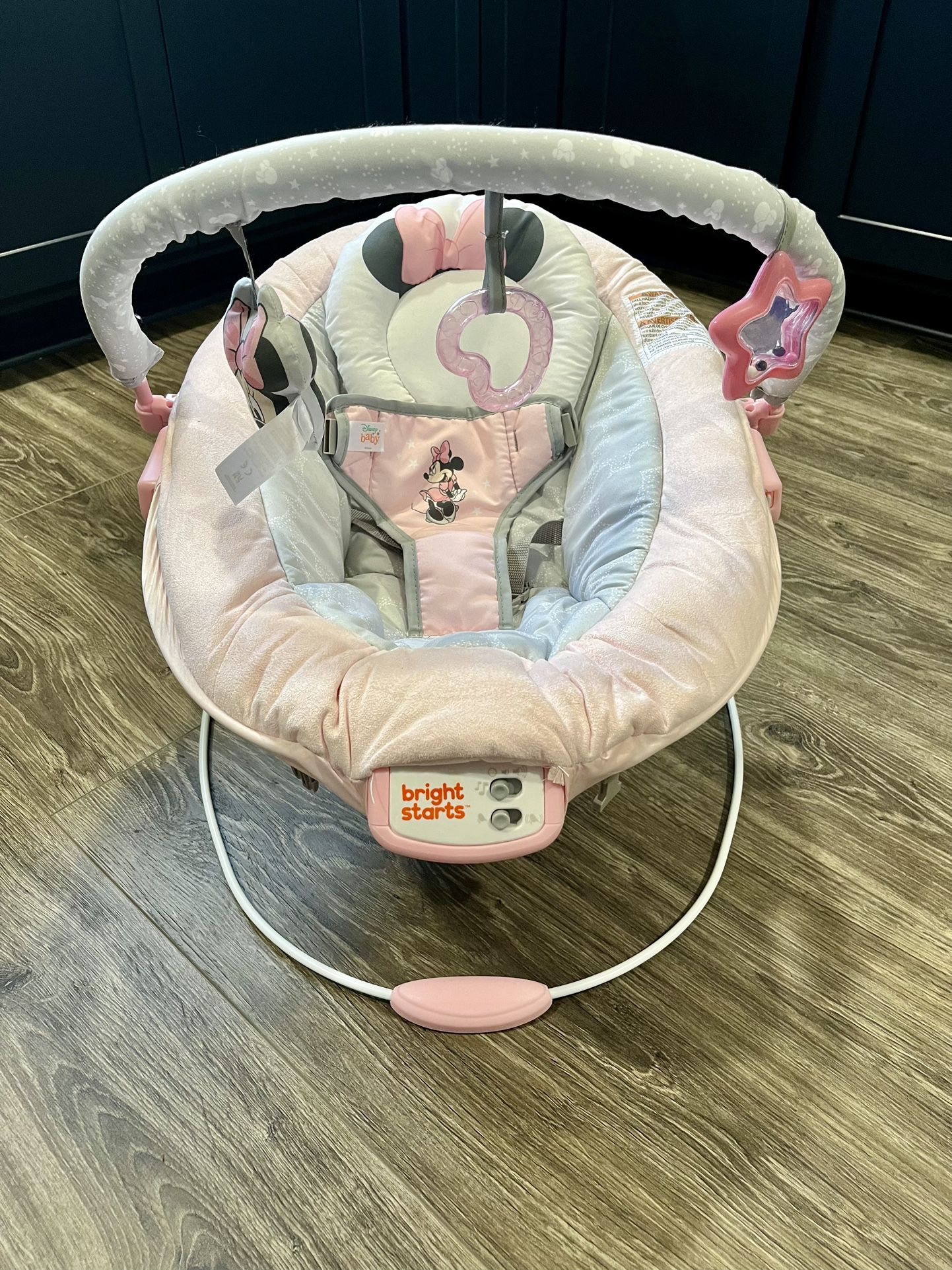 Bright Starts Minnie Mouse Soothing Chair