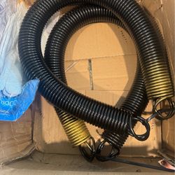 Garage door extension springs