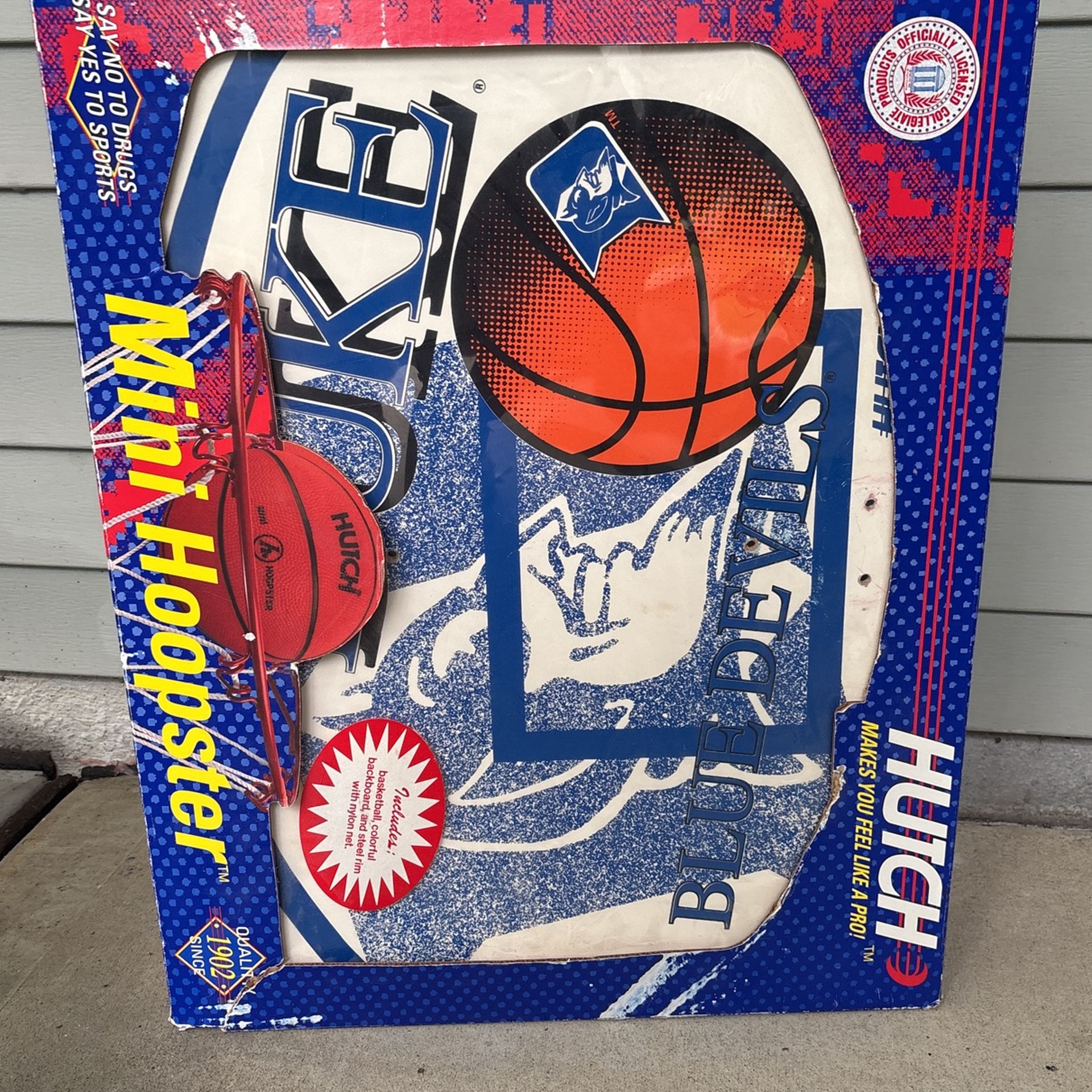 Vintage Duke Hutch Mini Hoopster