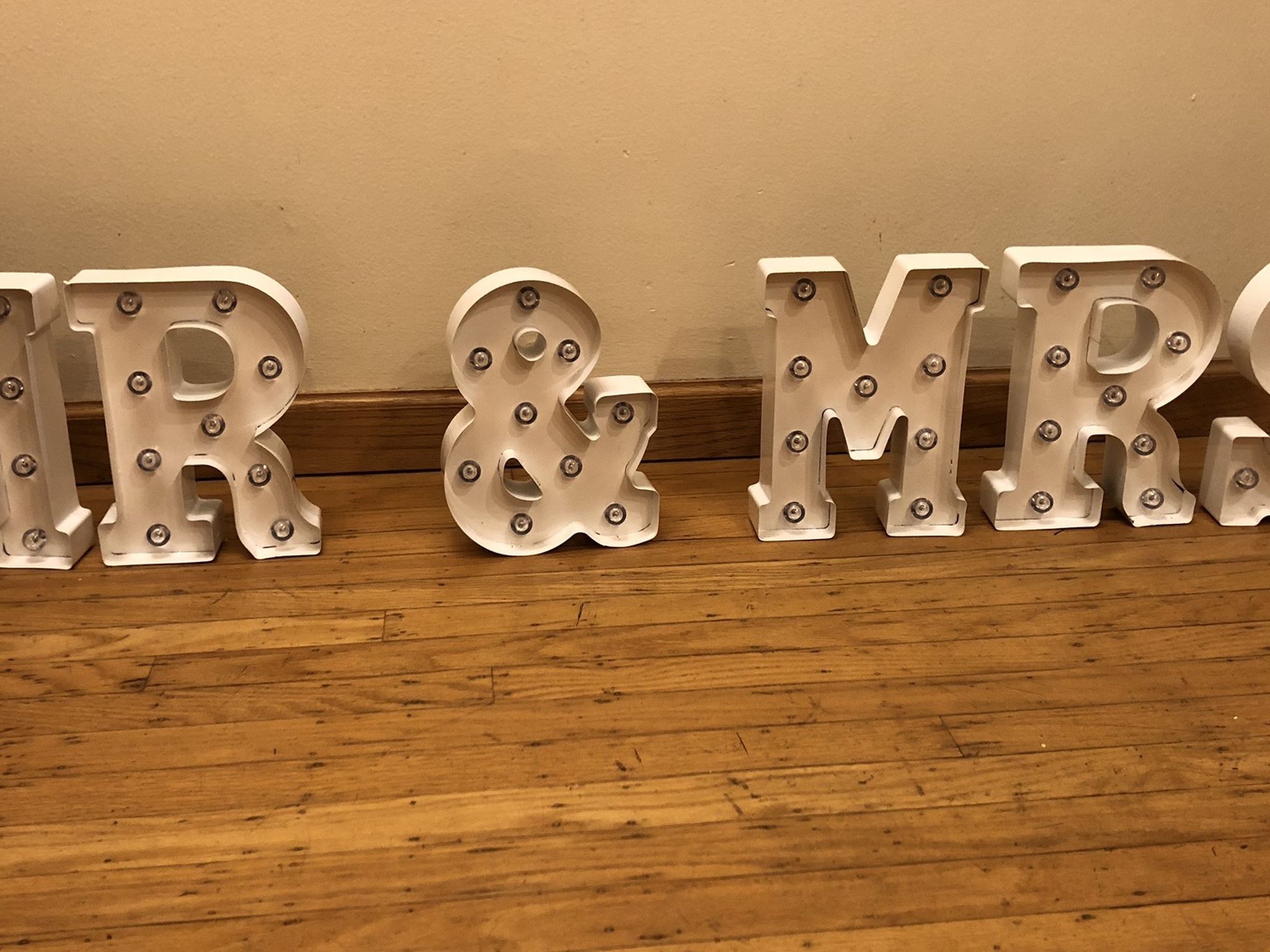 Mr & Mrs marquee sign