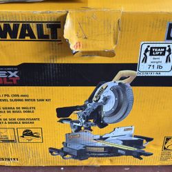 DEWALT 60V Lithium-lon 12 in. Cordless Sliding Miter Saw Kit with 9.0Ah Battery Pack