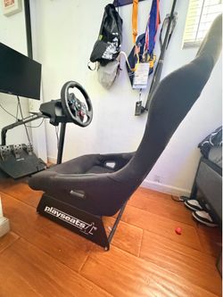 Play seat Racing Cockpit