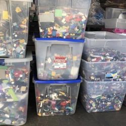 Lego Huge 10 Pound Bags Of Random Mixed Legos