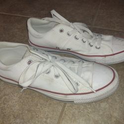White Converse All Star Low Top Sneakers size 9.5