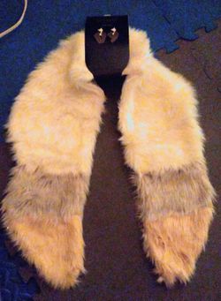 Fake Fur Neck Wrap PICK UP BELLFLOWER OR LAKEWOOD