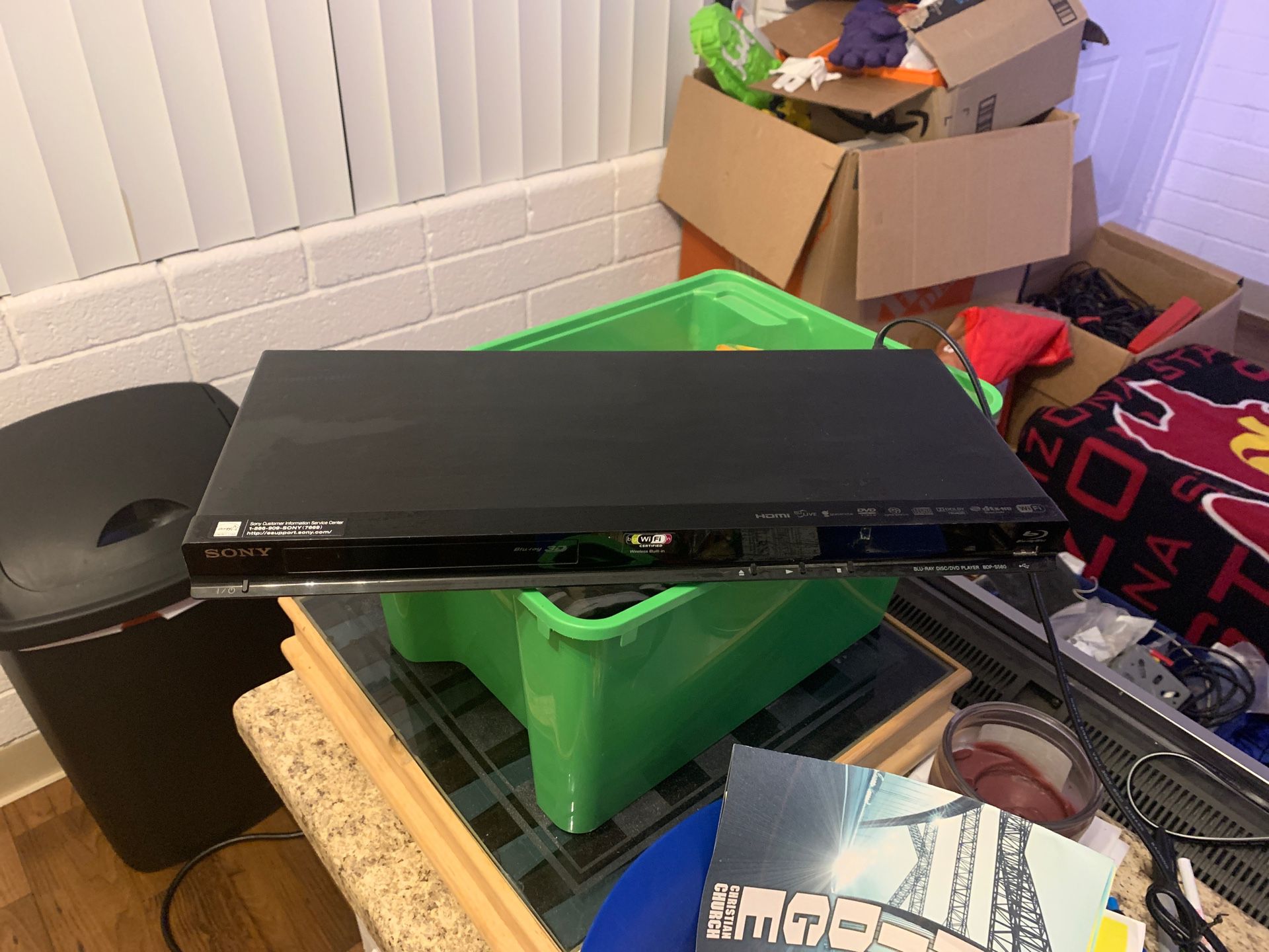 Sony Blue Ray Player w/HDMI cable!