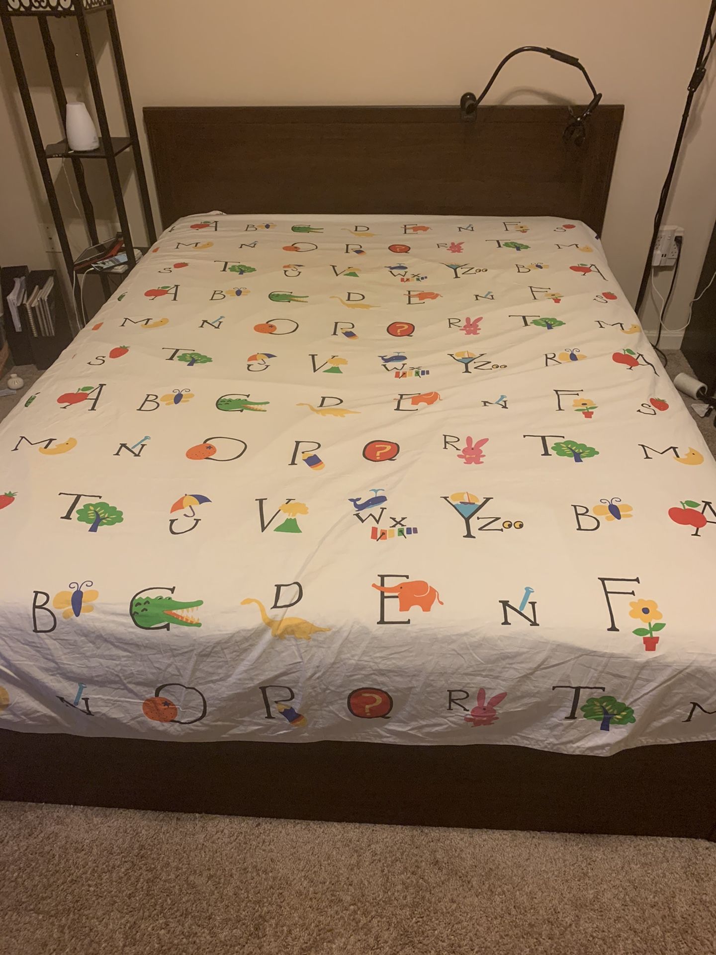 Queen size bed