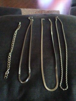 Silver chains necklace/ bracelet