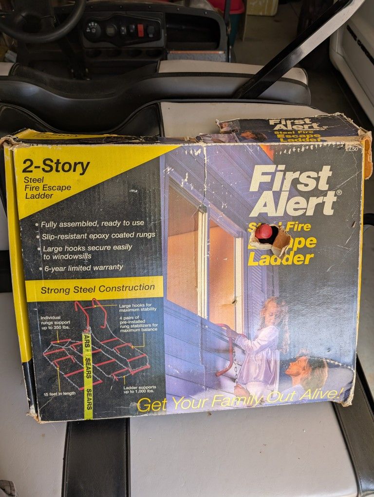 2 Story Steel Fire Ladder Still N Box