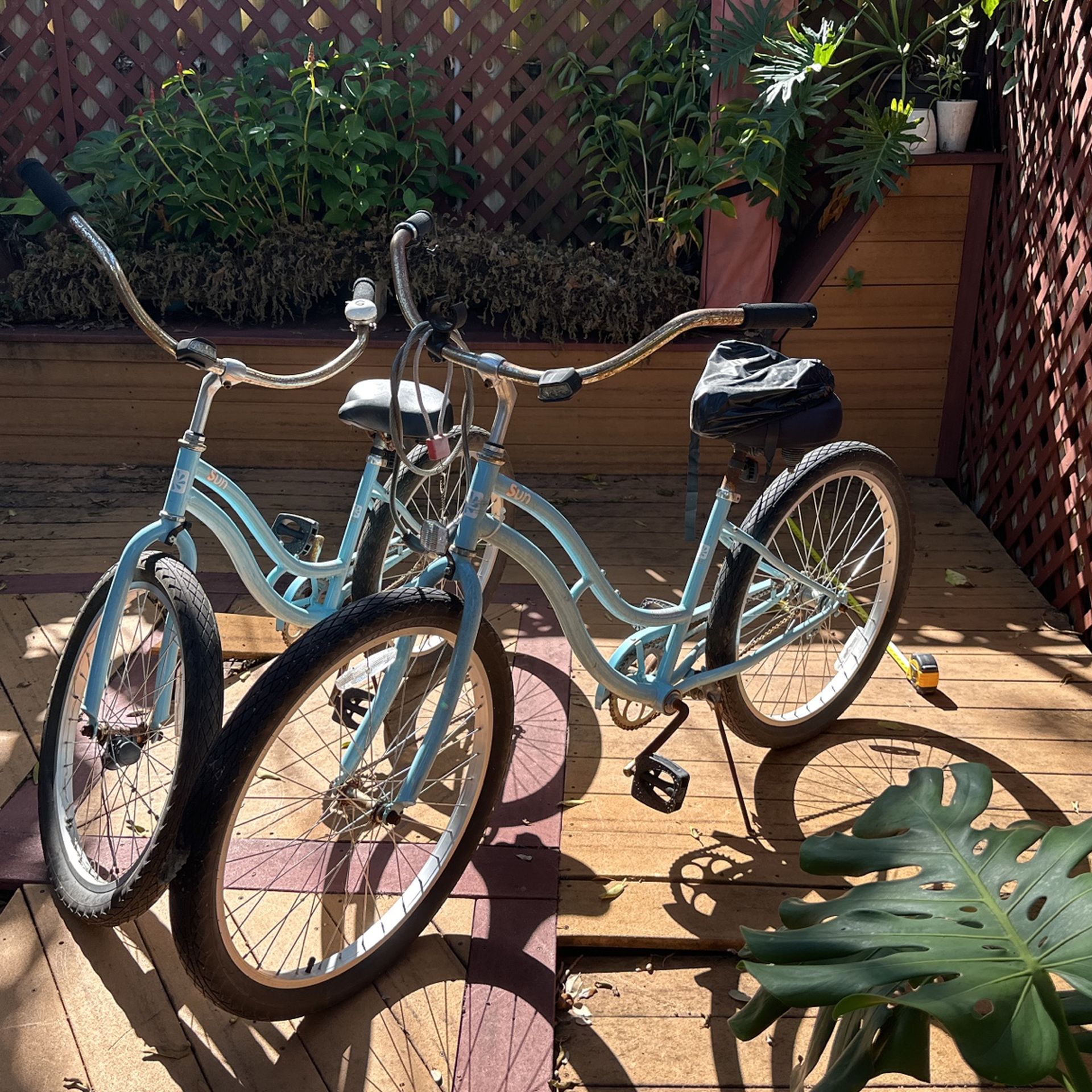 revolutions beach cruiser