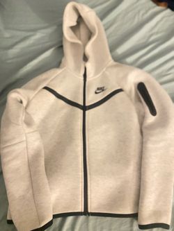 Nike tech